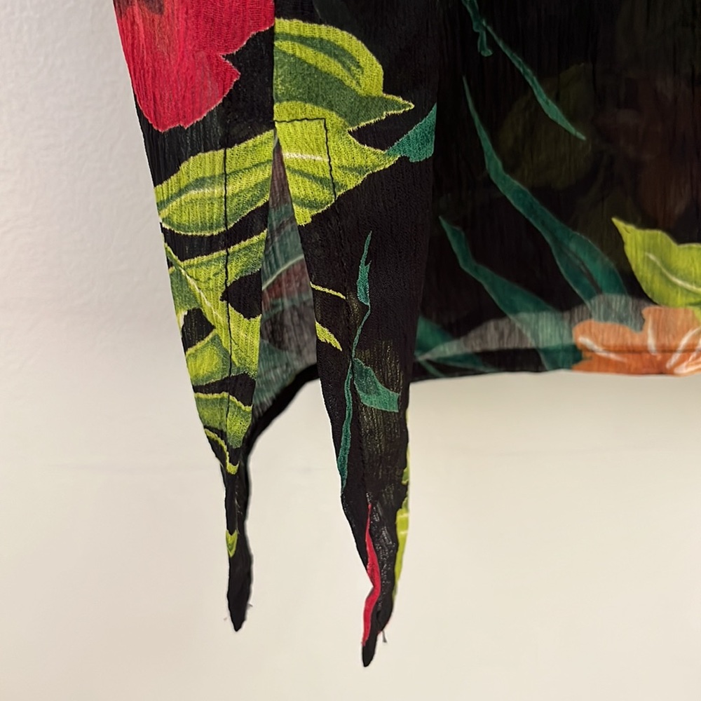Gorgeous Susan Graver Black Floral Blouse/Jacket SizeXL - Picture 6 of 6